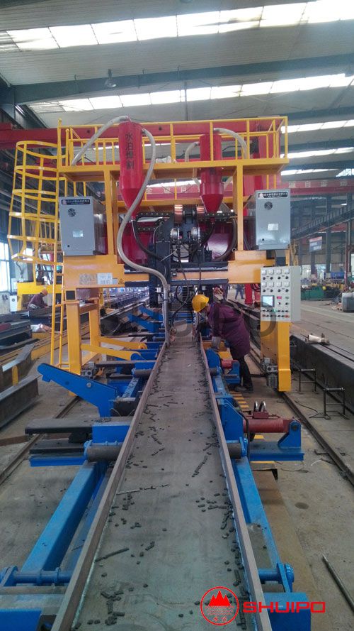 門(mén)式縱梁焊接機(jī) 門(mén)式縱梁焊接機(jī)